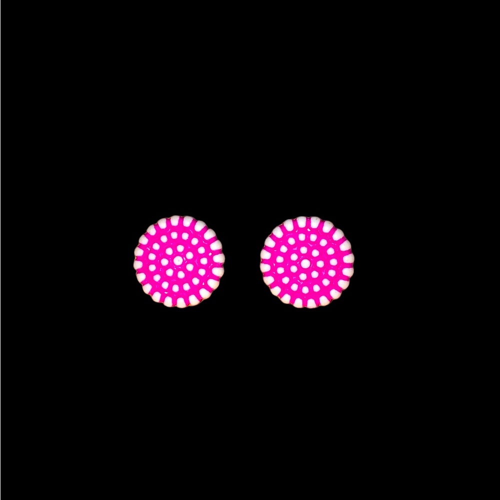 Vintage 80s Stud Pavers‎ Pink White Design Earrings